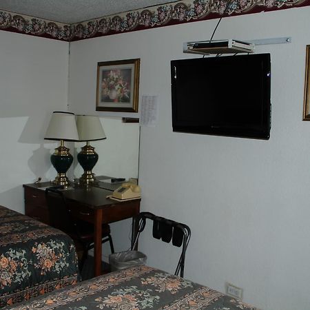 Skyliner Motel Stroud ภายนอก รูปภาพ