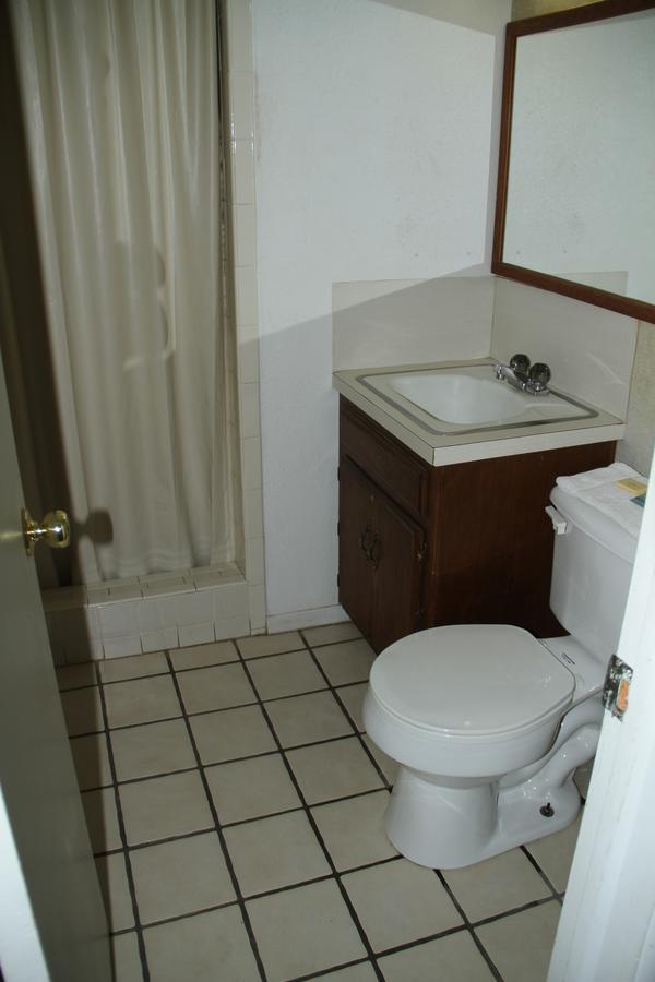 Skyliner Motel Stroud ภายนอก รูปภาพ