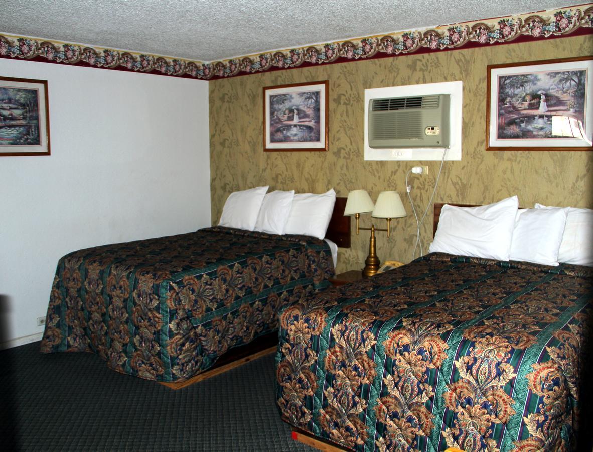Skyliner Motel Stroud ภายนอก รูปภาพ