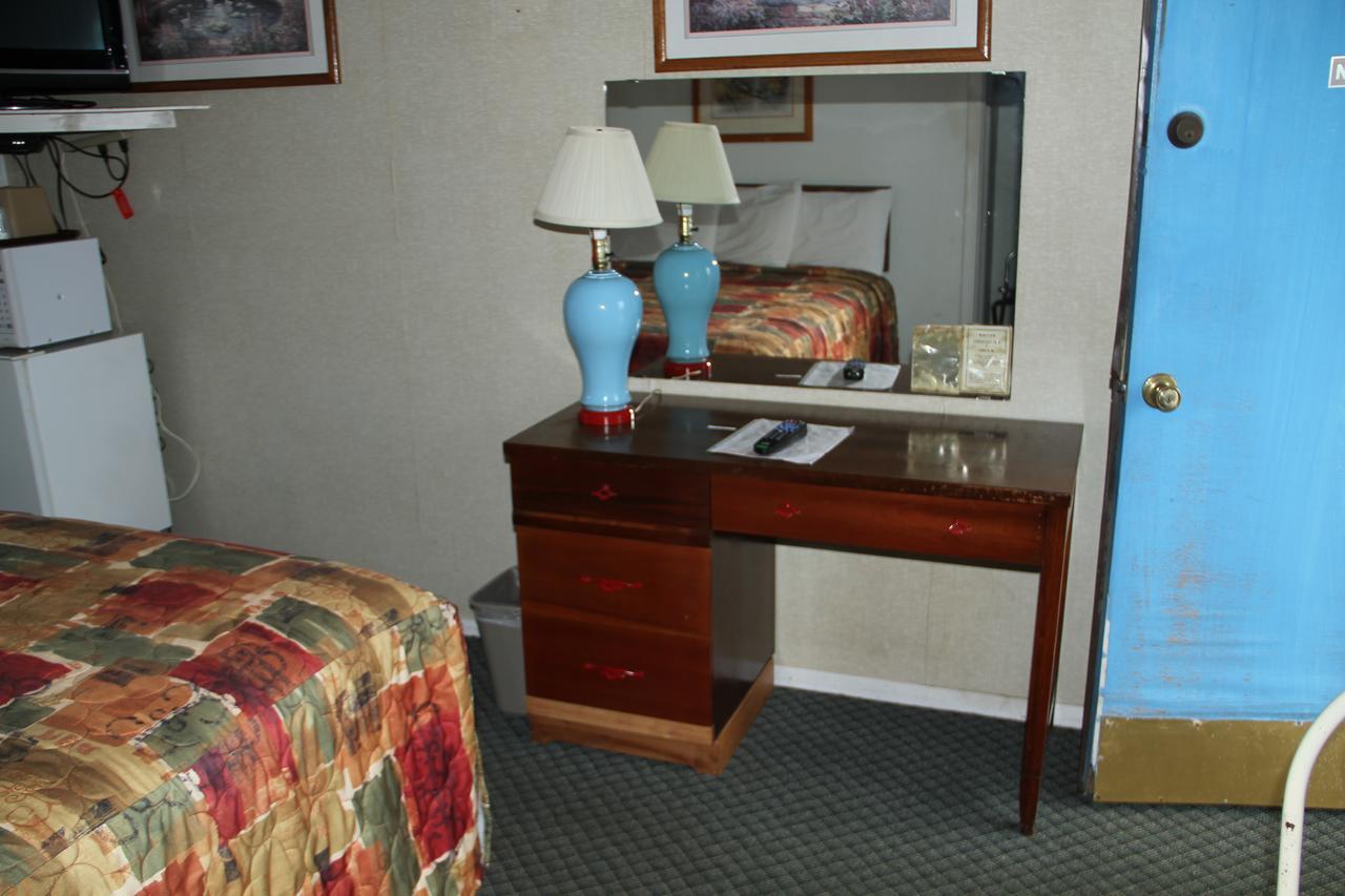 Skyliner Motel Stroud ภายนอก รูปภาพ