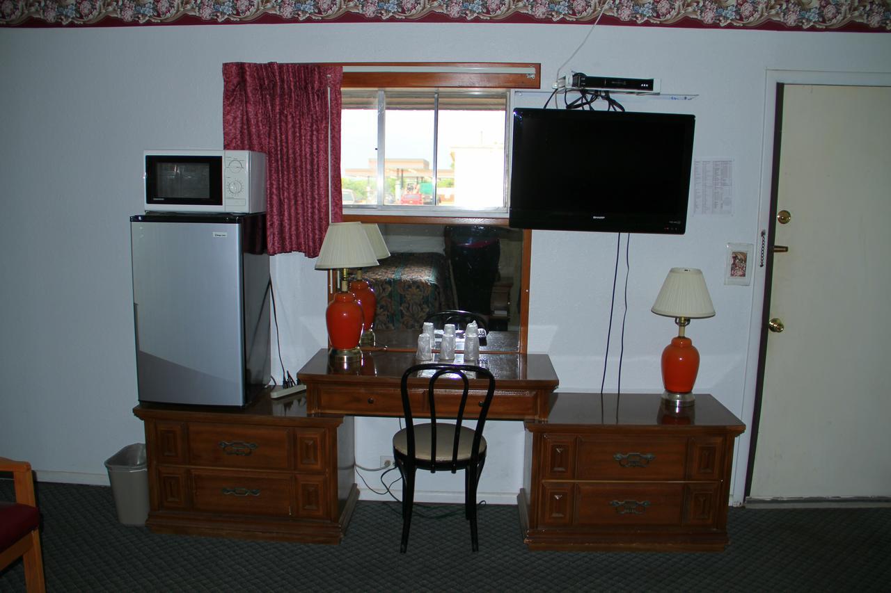 Skyliner Motel Stroud ภายนอก รูปภาพ