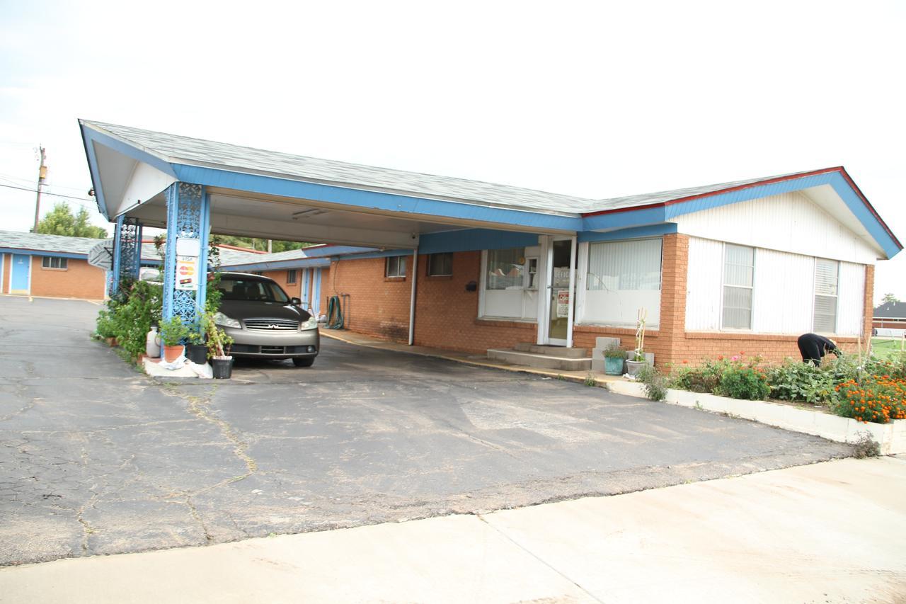 Skyliner Motel Stroud ภายนอก รูปภาพ